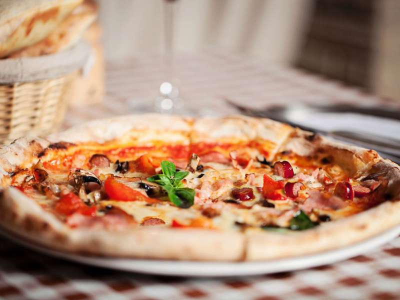 Was man im Urlaub im Campingplatz Gardasee machen kann – Tipps Restaurant mit Pizzeria 