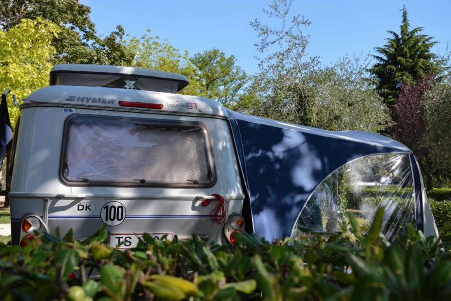Campingplatz Gardasee mit Standardstellplätzen und 6 Ampere Strom 9
