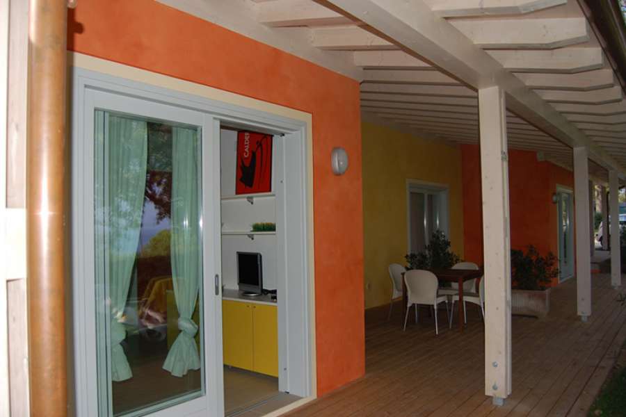 Campingplatz Gardasee mit Apartment 2 Schlafzimmer  und Privatbad 