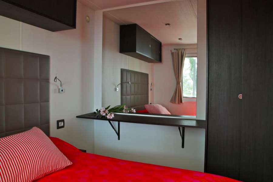Campingplatz Gardasee mit Mobilheim 2 Schlafzimmer  und Privatbad 6