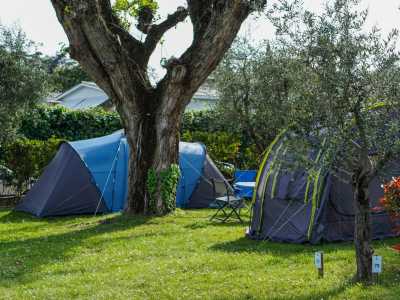 Campingplatz Gardasee mit Zeltplätzen 