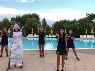 Baby Shark Camping Gardasee mit Animation baby dance mini disco 