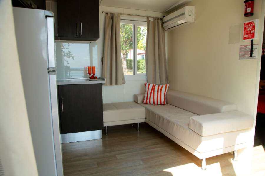 Campingplatz Gardasee mit Mobilheim 2 Schlafzimmer  und Privatbad 1