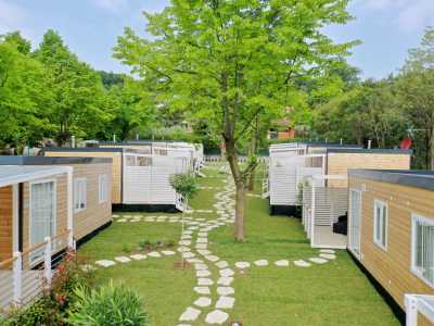 Campingplatz Gardasee mit Mobilheim mit Geschirrspüler 