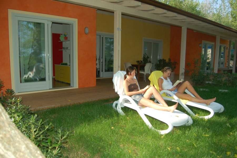 Campingplatz Gardasee mit Apartment mit Privatgarten 5